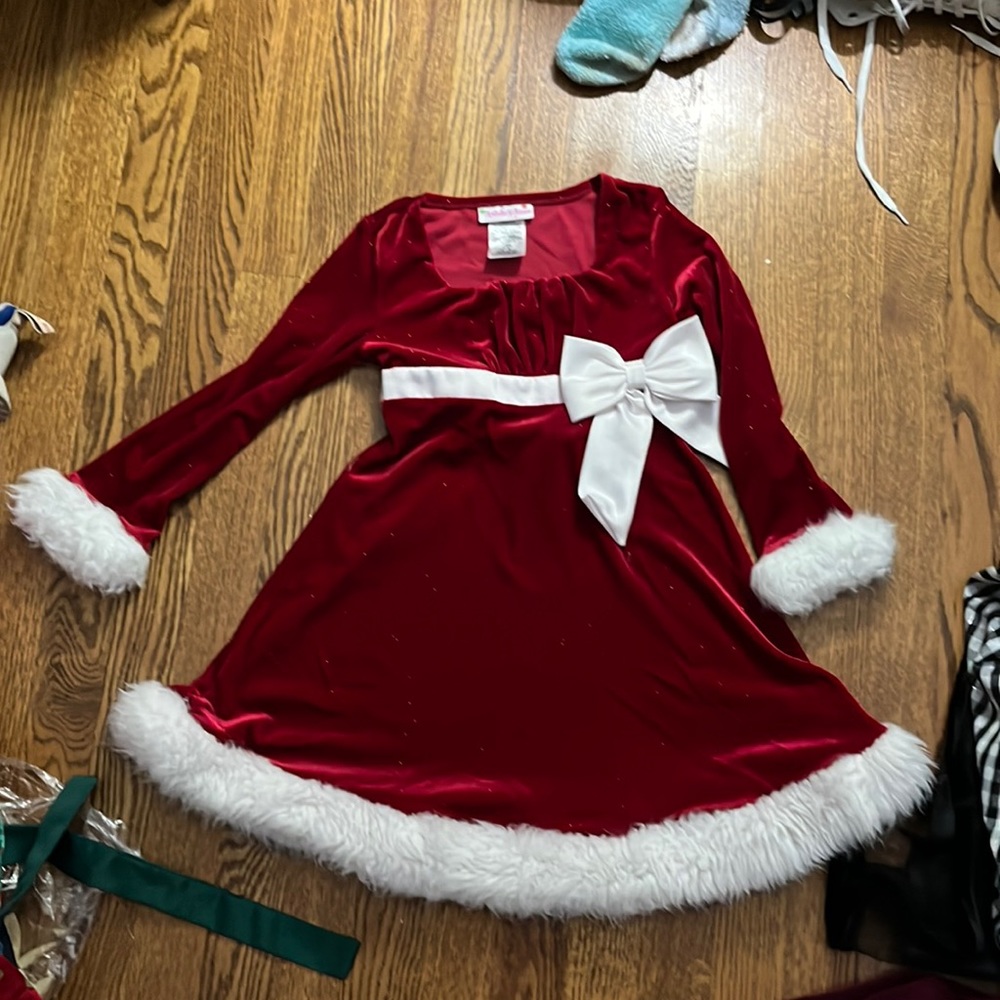 Velvet red Christmas dress